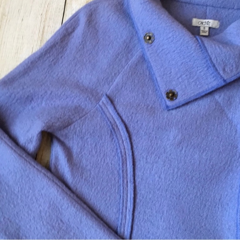 Purple jacket - Picture 3 of 6